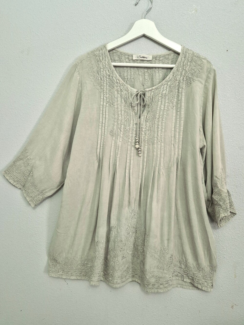 Solitaire Embroidered Sage Green Tunic Blouse Large Bohemian